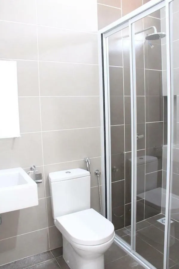 Hfhut Homestay @ 10Minklia, Sepang Apartmán