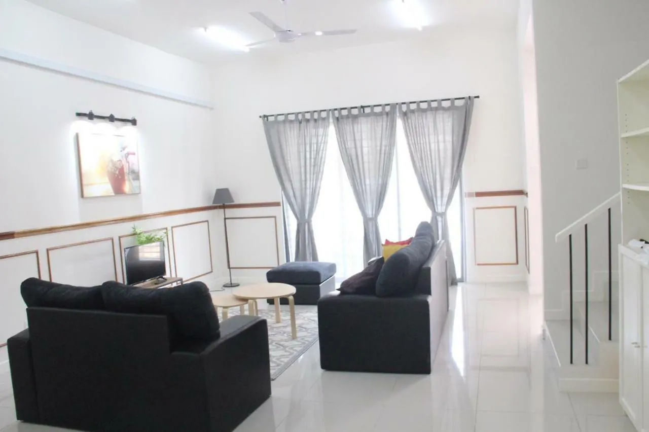 Hfhut Homestay @ 10Minklia, Sepang 0*,  Malaysia